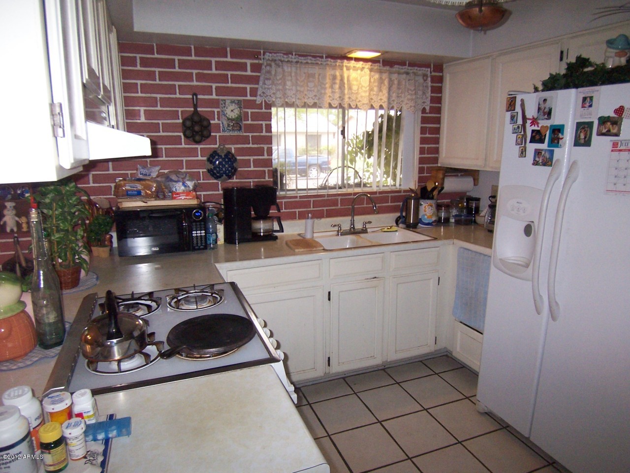 5337 West Berkeley Road Phoenix, AZ 85035 - Photo 3 of 9 KITCHEN