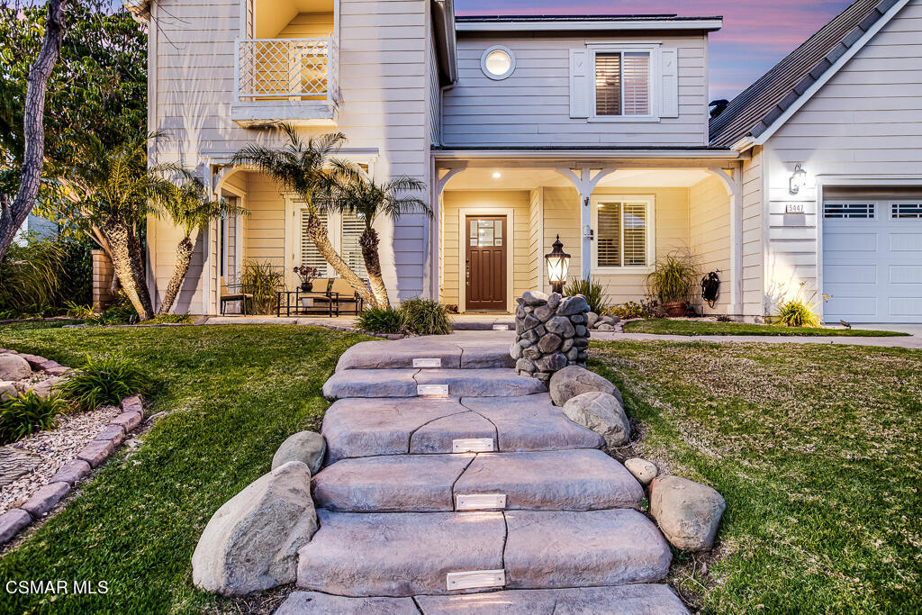 5447 Sunlight Street Simi Valley, CA 93063 - Photo 3 of 100 5447 Sunlight Street - HsHProd-94