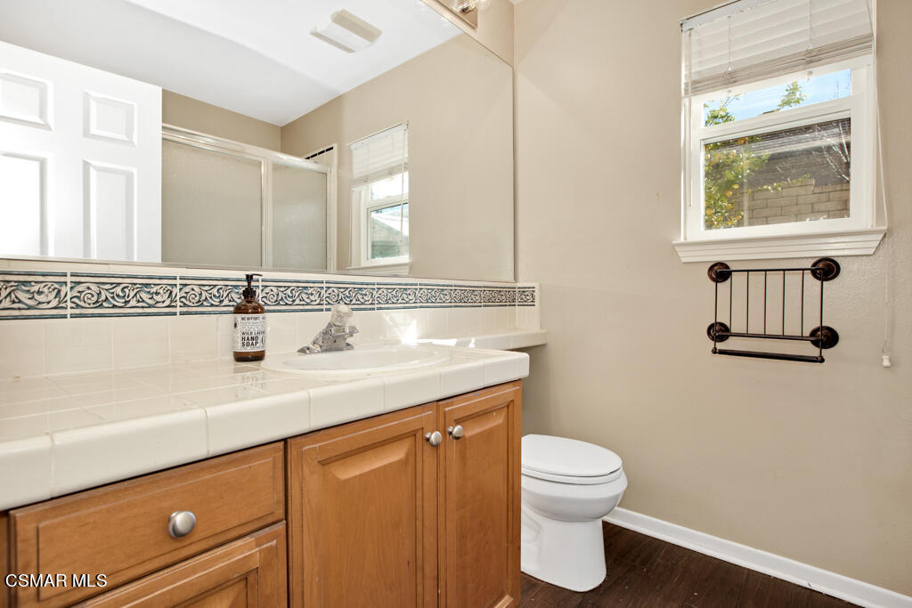 5447 Sunlight Street Simi Valley, CA 93063 - Photo 31 of 100 5447 Sunlight Street - HsHProd-36