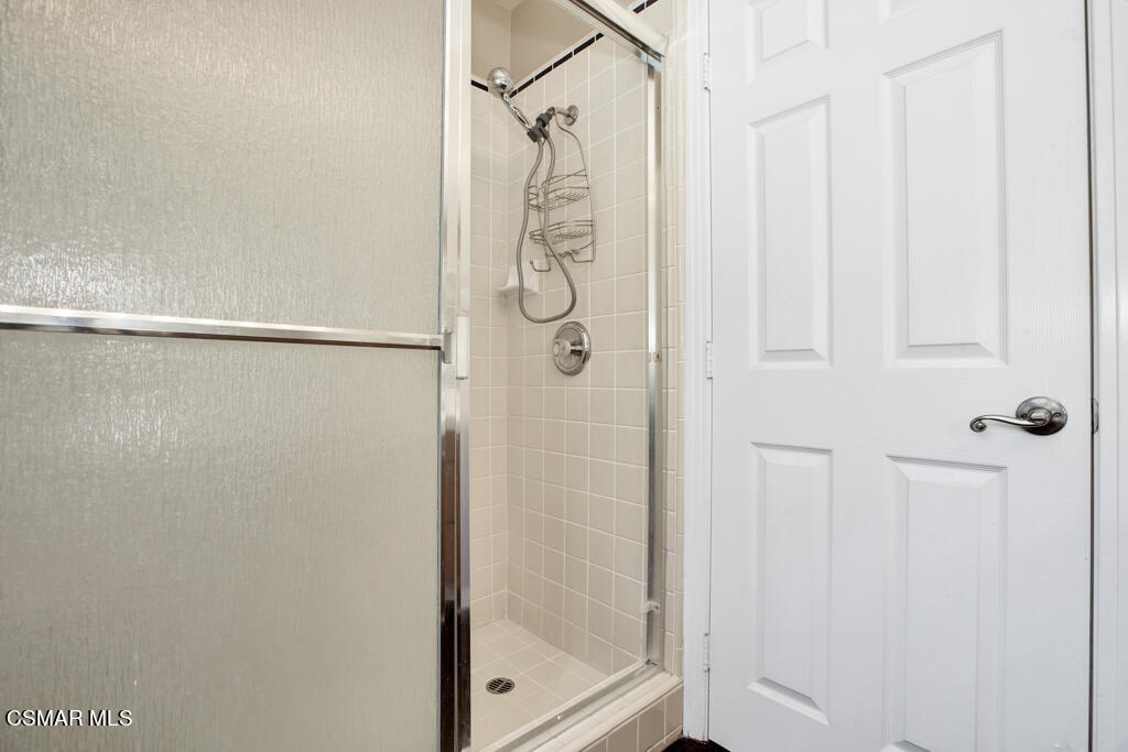5447 Sunlight Street Simi Valley, CA 93063 - Photo 32 of 100 5447 Sunlight Street - HsHProd-37