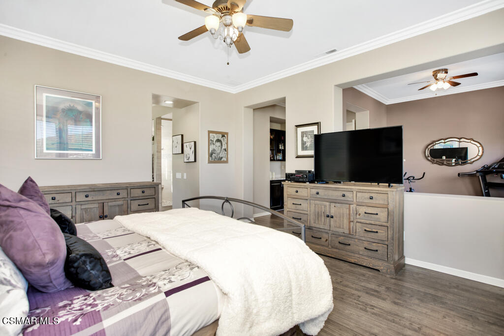 5447 Sunlight Street Simi Valley, CA 93063 - Photo 51 of 100 5447 Sunlight Street - HsHProd-20