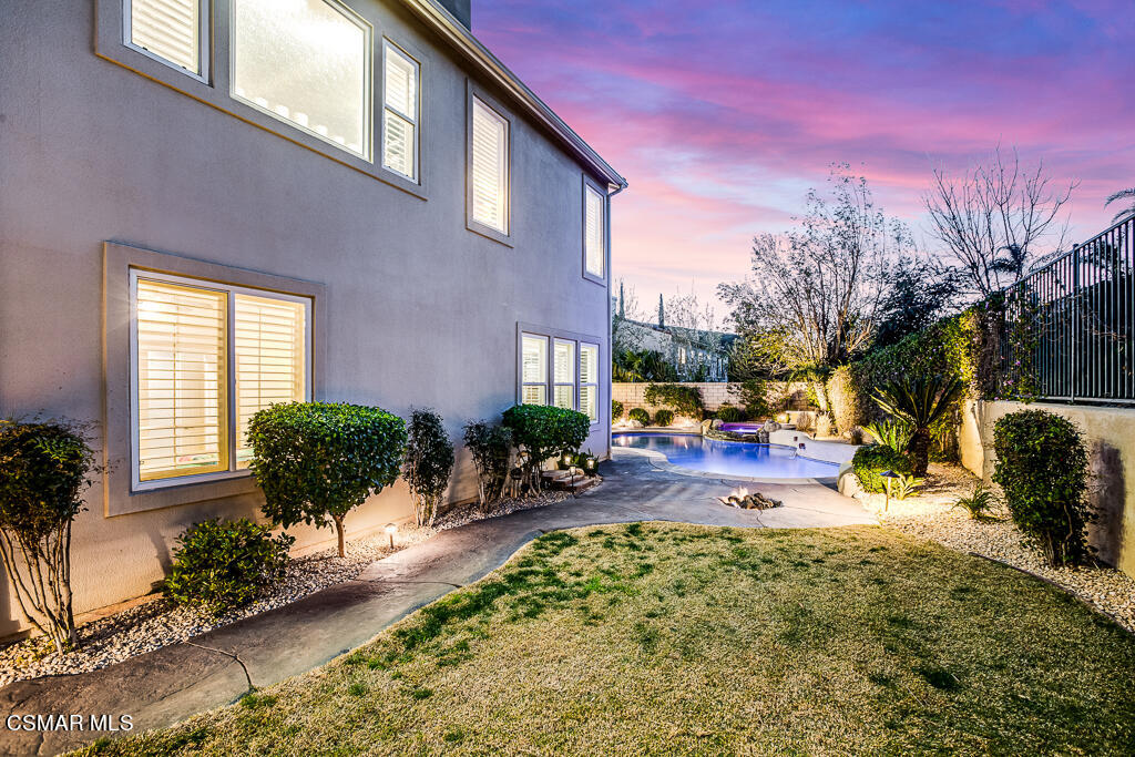 5447 Sunlight Street Simi Valley, CA 93063 - Photo 78 of 100 5447 Sunlight Street - HsHProd-102