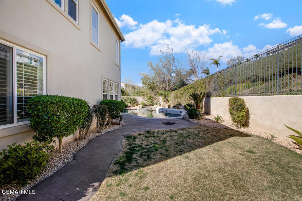 5447 Sunlight Street Simi Valley, CA 93063 - Photo 85 of 100 5447 Sunlight Street - HsHProd-86