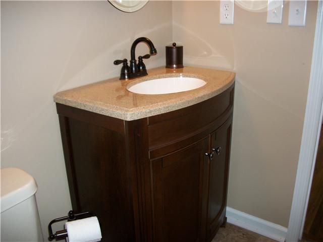 283 John Sugg Road Fayetteville, TN 37334 - Photo 10 of 16 Nice new vanity in master bath