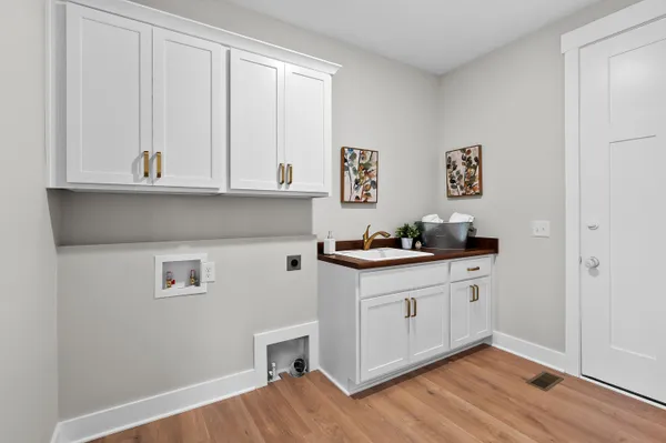 $534,000 | 705 Briella Court, Portage, MI 49024