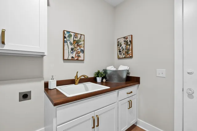 $535,000 | 705 Briella Court, Portage, MI 49024