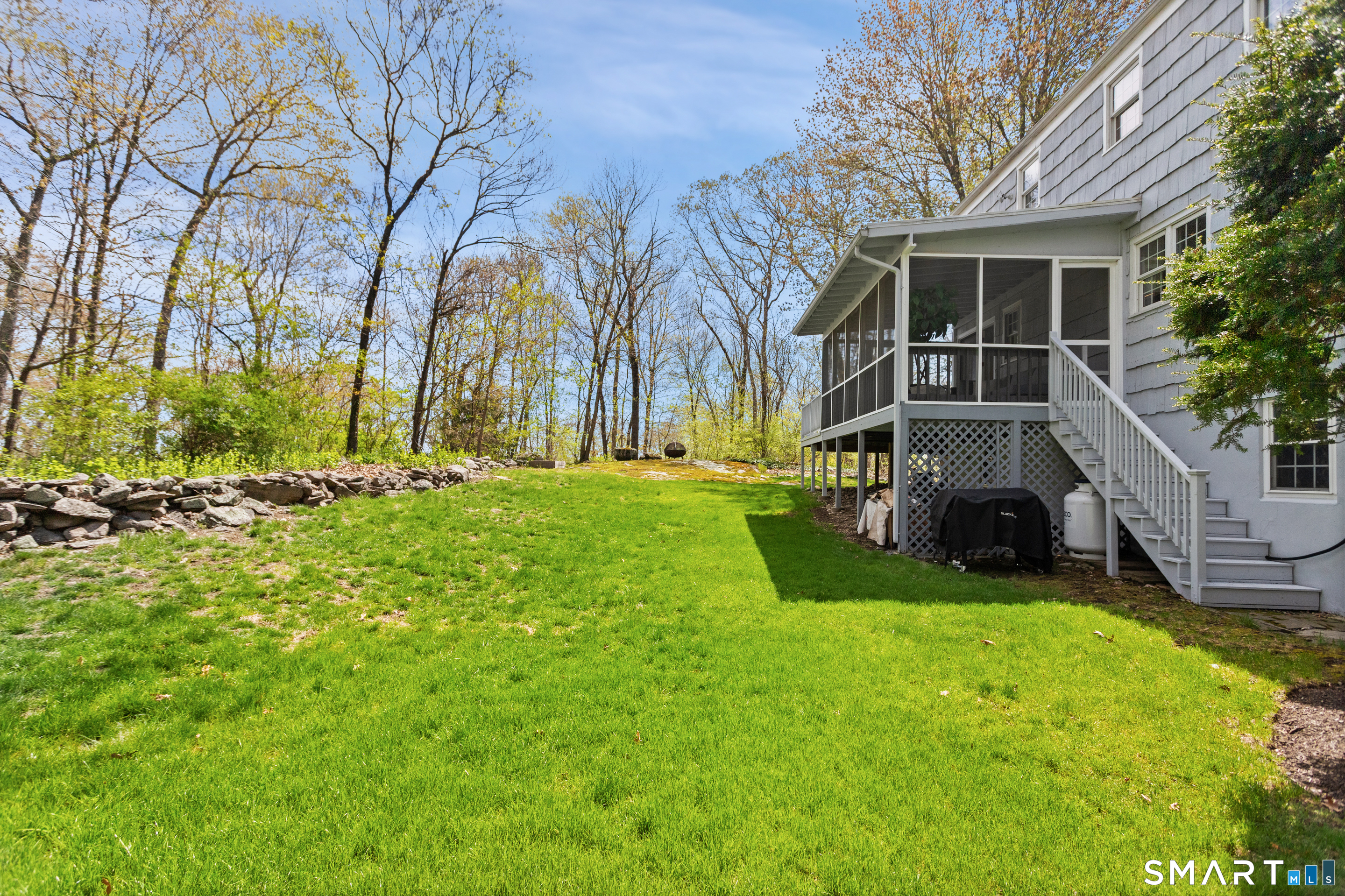 61 Range Road Wilton, CT 06897 - Photo 18 of 22