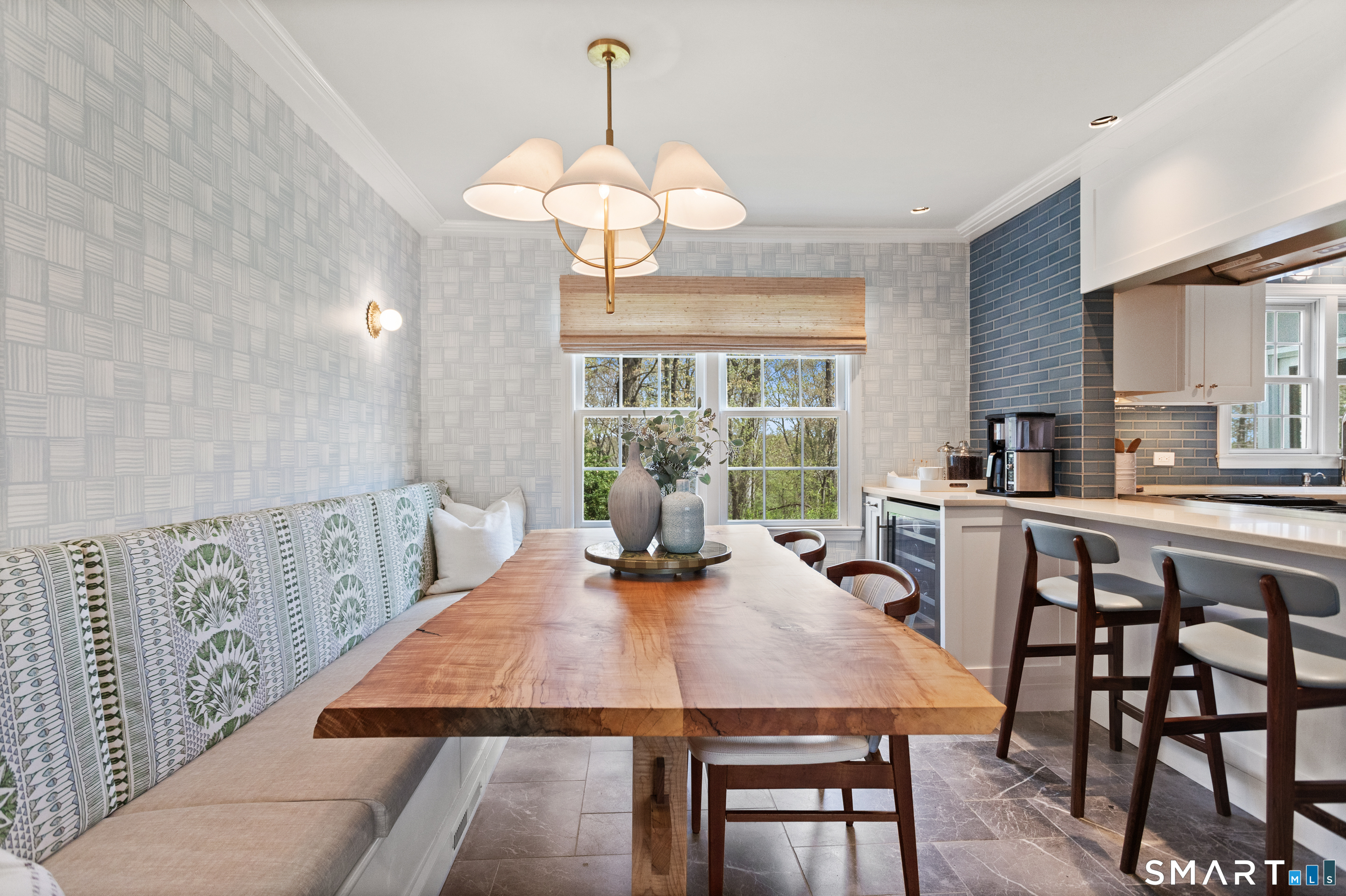 61 Range Road Wilton, CT 06897 - Photo 5 of 22