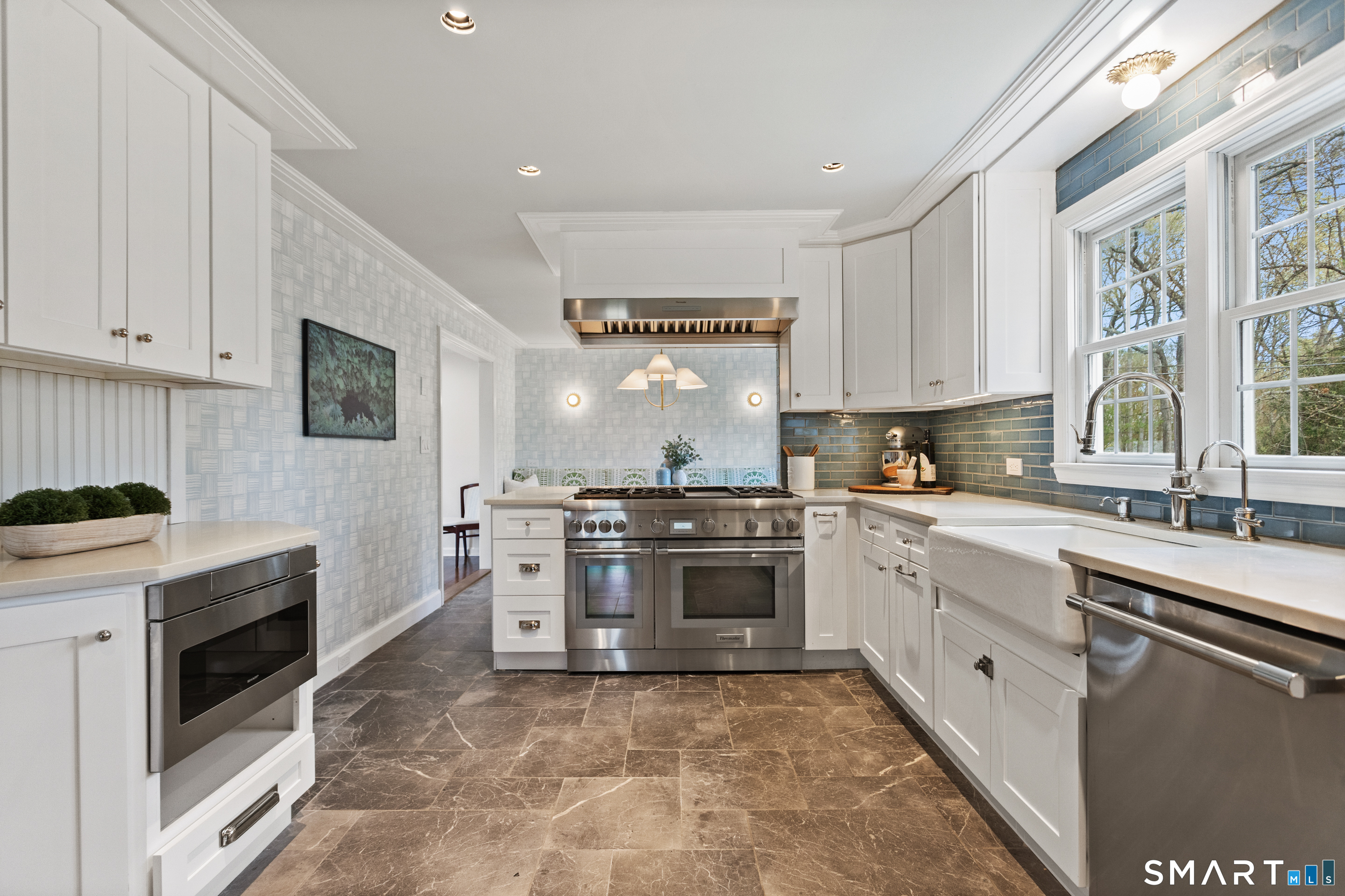 61 Range Road Wilton, CT 06897 - Photo 6 of 22