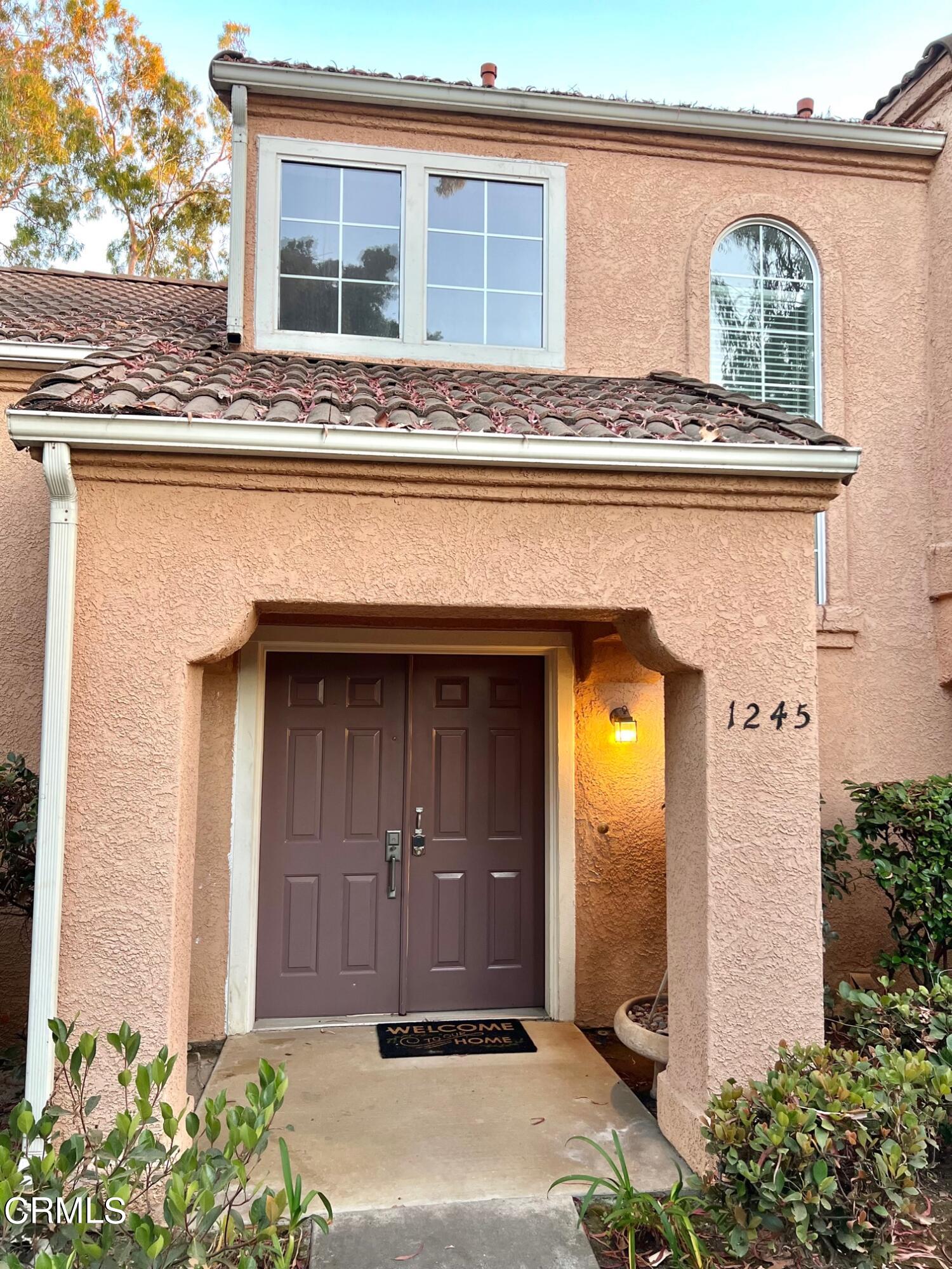 1245 Jamaica Lane Oxnard, CA 93030 - Photo 11 of 16 Front View 2