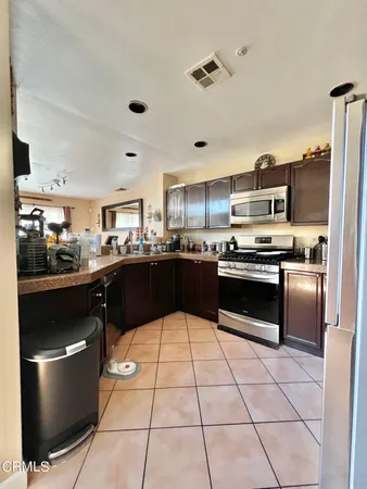 $649,900 | 1245 Jamaica Lane, Oxnard, CA 93030
