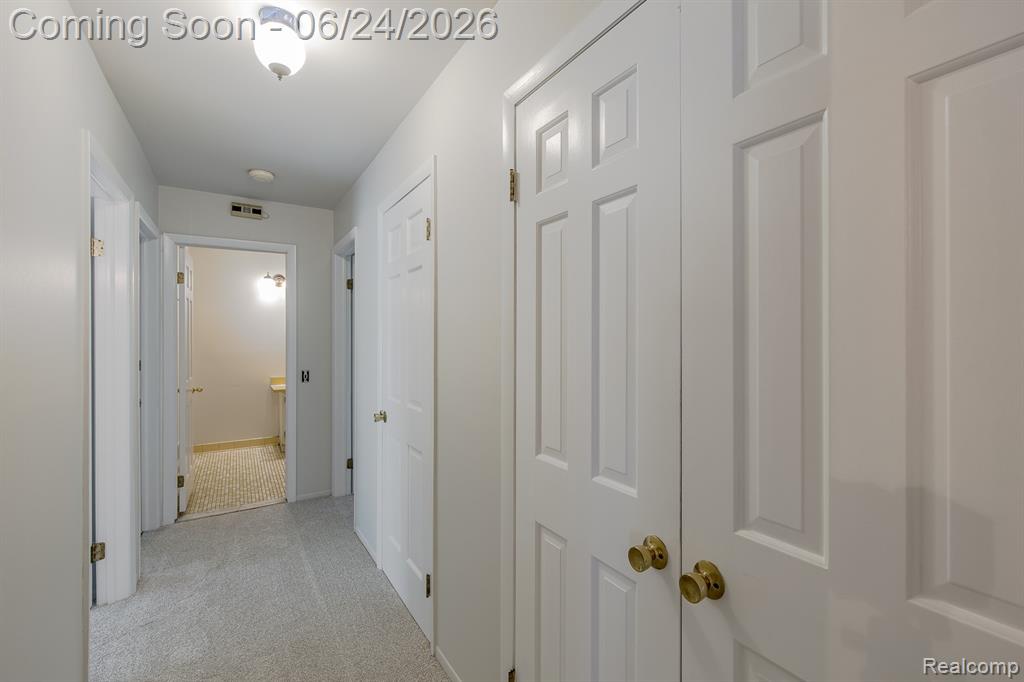 710 Basswood Drive Rochester Hills, MI 48309 - Photo 25 of 42