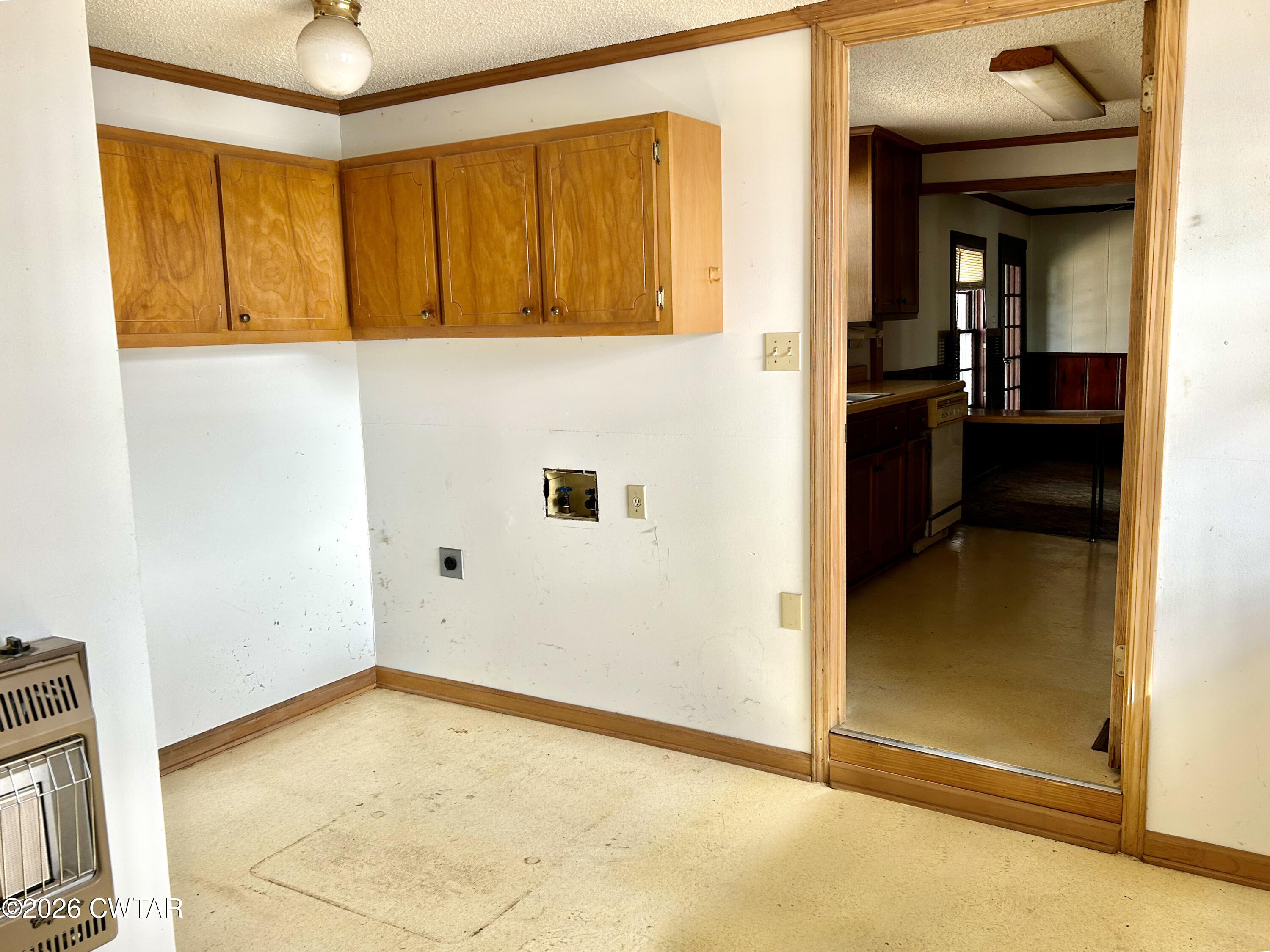 1806 Highway 54 Covington, TN 38019 - Photo 15 of 16 54 laundry