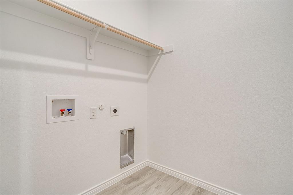 1281 Palo Duro Court Burleson, TX 76028 - Photo 30 of 39