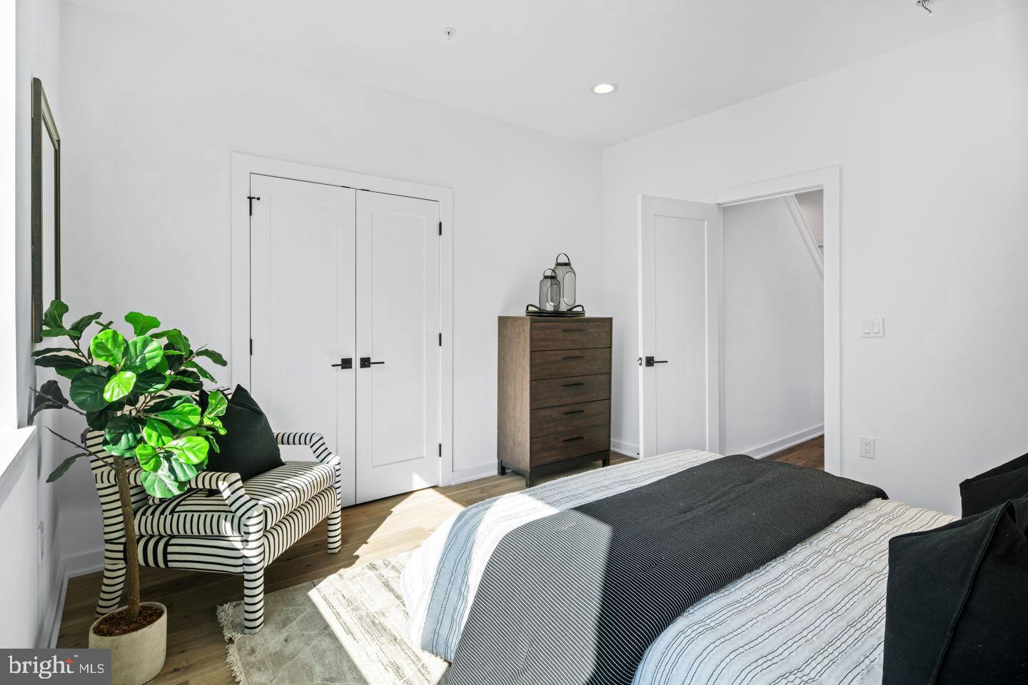 2241 Hope Street Philadelphia, PA 19133 - Photo 24 of 31