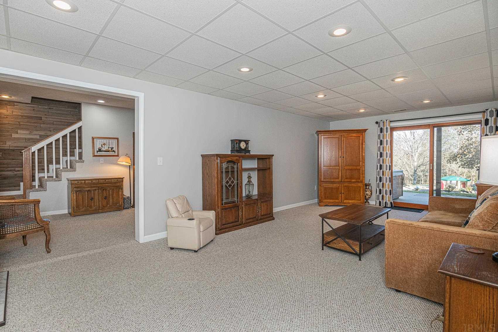 1305 Marigold Road Bloomington, IN 47401 - Photo 23 of 35 Gallery Image 23