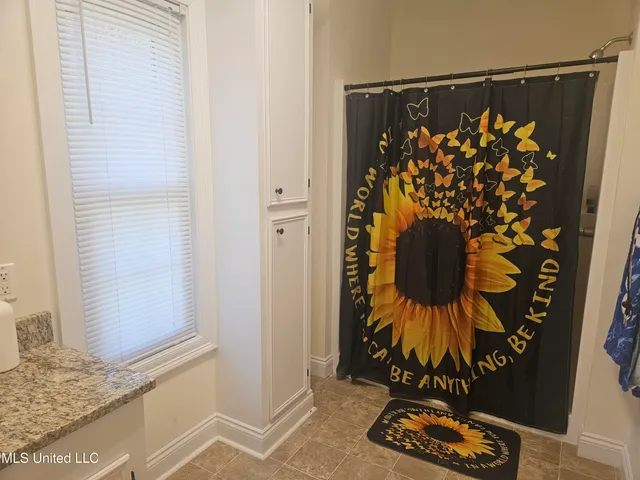 $189,000 | 465 State Park Road, Natchez, MS 39120