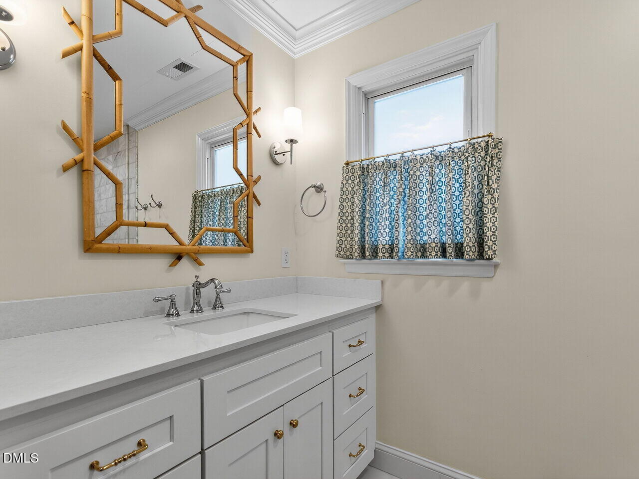 4005 Converse Drive Raleigh, NC 27609 - Photo 18 of 29 018-1280x960-photo