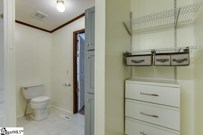 552 South Buckhorn Road Greenville, SC 29609 - Photo 14 of 25 Gallery Image 14