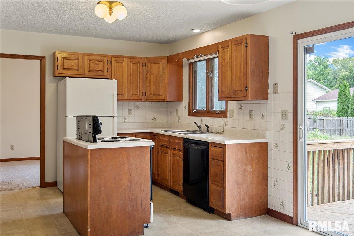 86 Wisteria Drive Springfield, IL 62711 - Photo 11 of 32