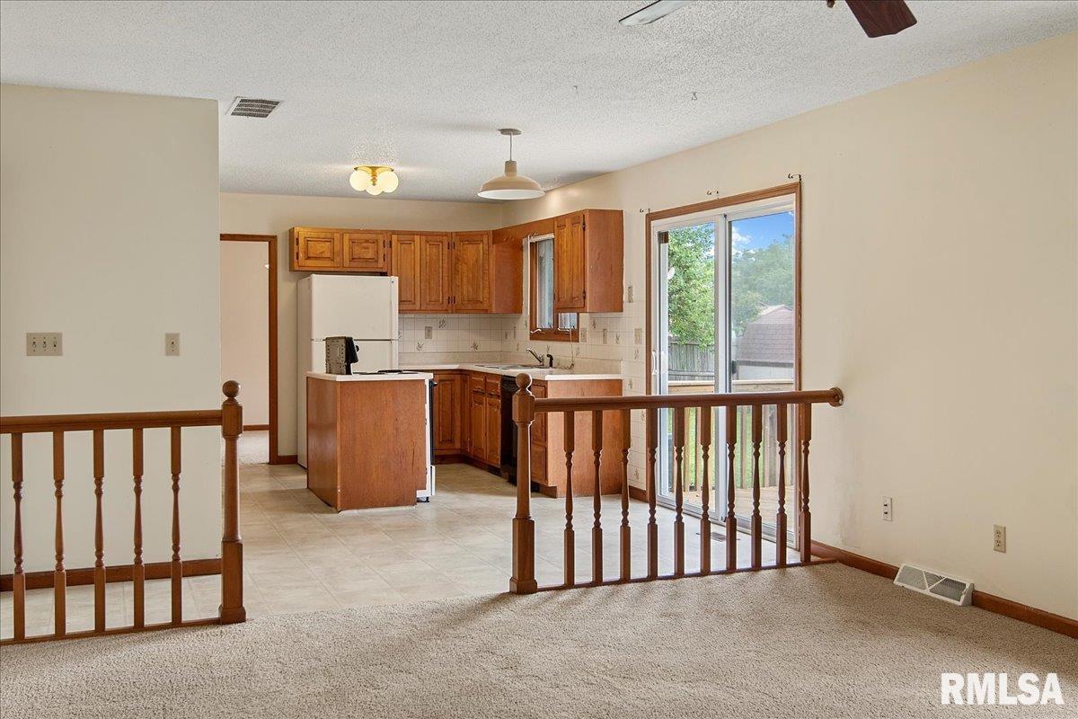 86 Wisteria Drive Springfield, IL 62711 - Photo 17 of 32