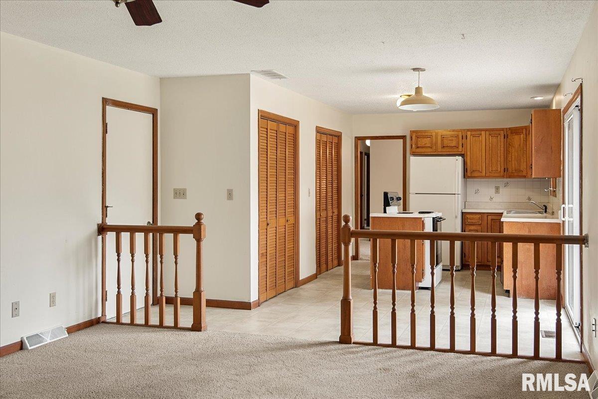 86 Wisteria Drive Springfield, IL 62711 - Photo 18 of 32