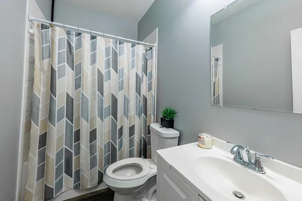 $149,900 | 82 Isa Avenue, Chicago Heights, IL 60411