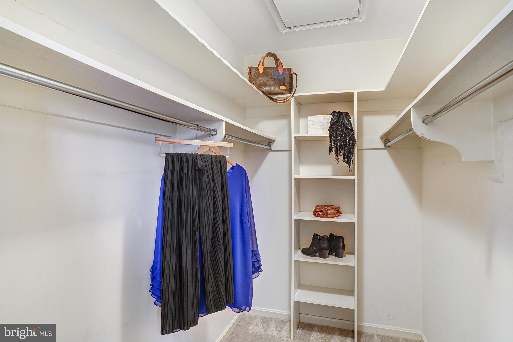 10708 Midsummer Drive Reston, VA 20191 - Photo 19 of 41 Large walk-in closet