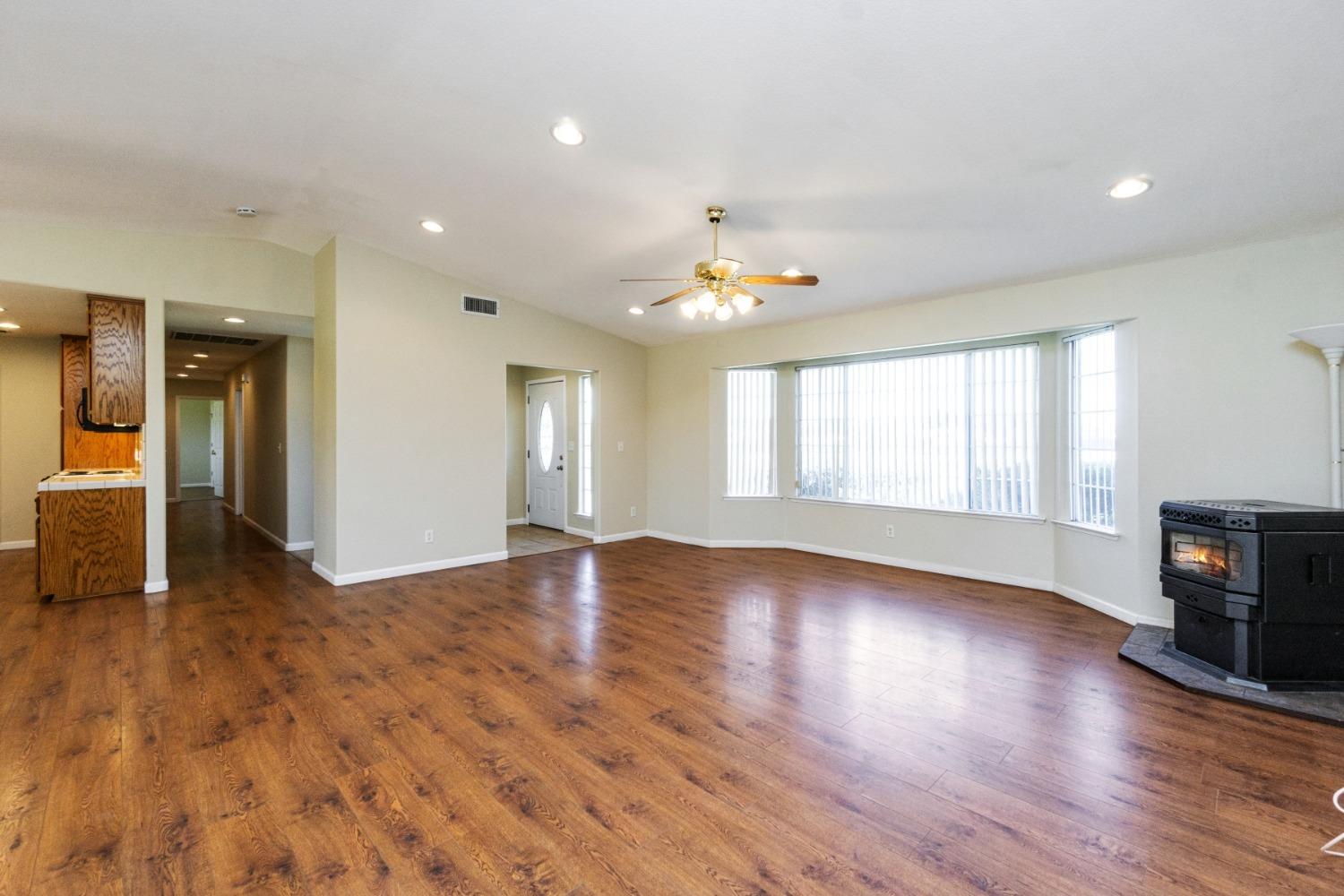 16600 Paula Road Madera, CA 93636 - Photo 6 of 35 Gallery Image 6