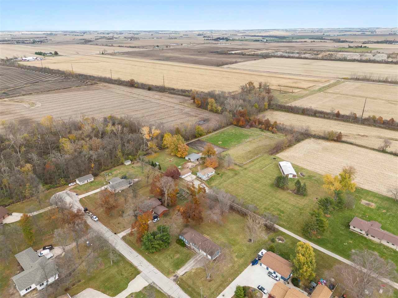 460 Beverly Street Robins, IA 52328 - Photo 11 of 47 Gallery Image 11