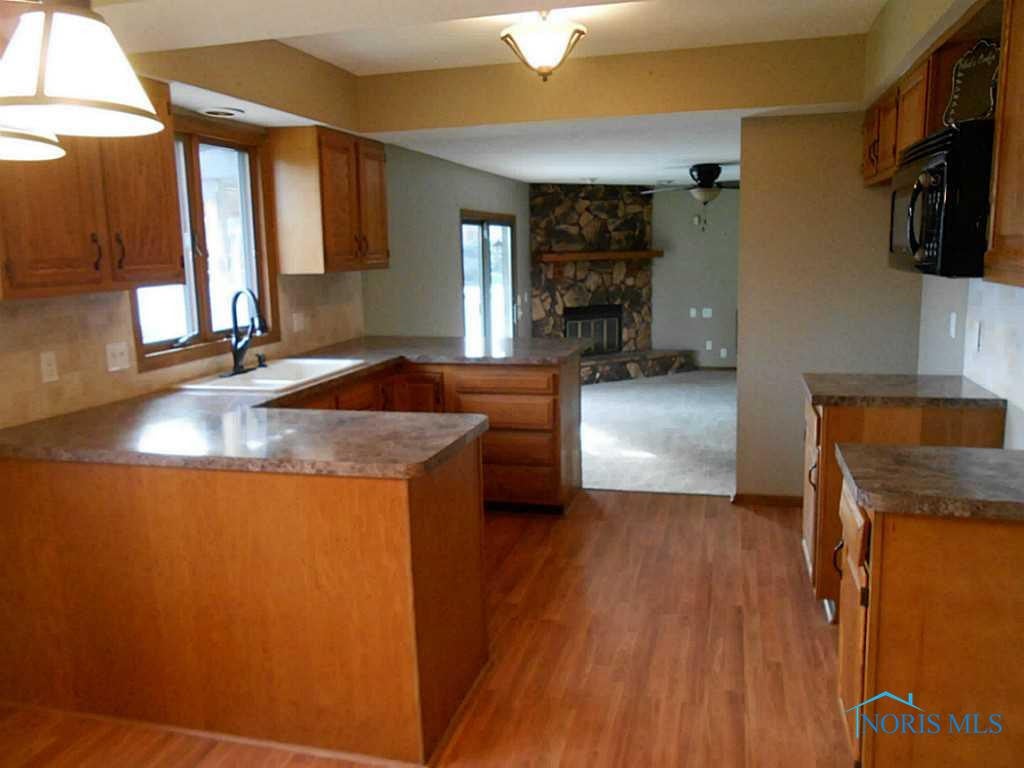 1233 South Wynn Road Oregon, OH 43616 - Photo 7 of 16 Gallery Image 7
