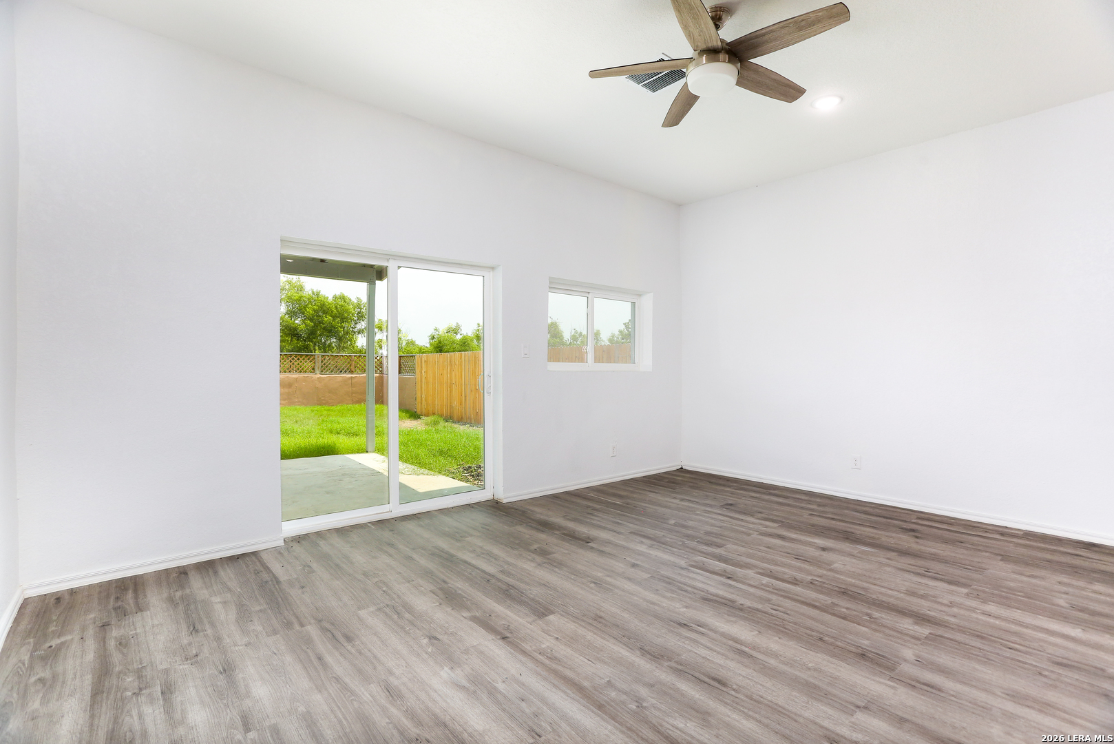 8611 Key Windy Way, Unit 2 Converse, TX 78109 - Photo 12 of 21