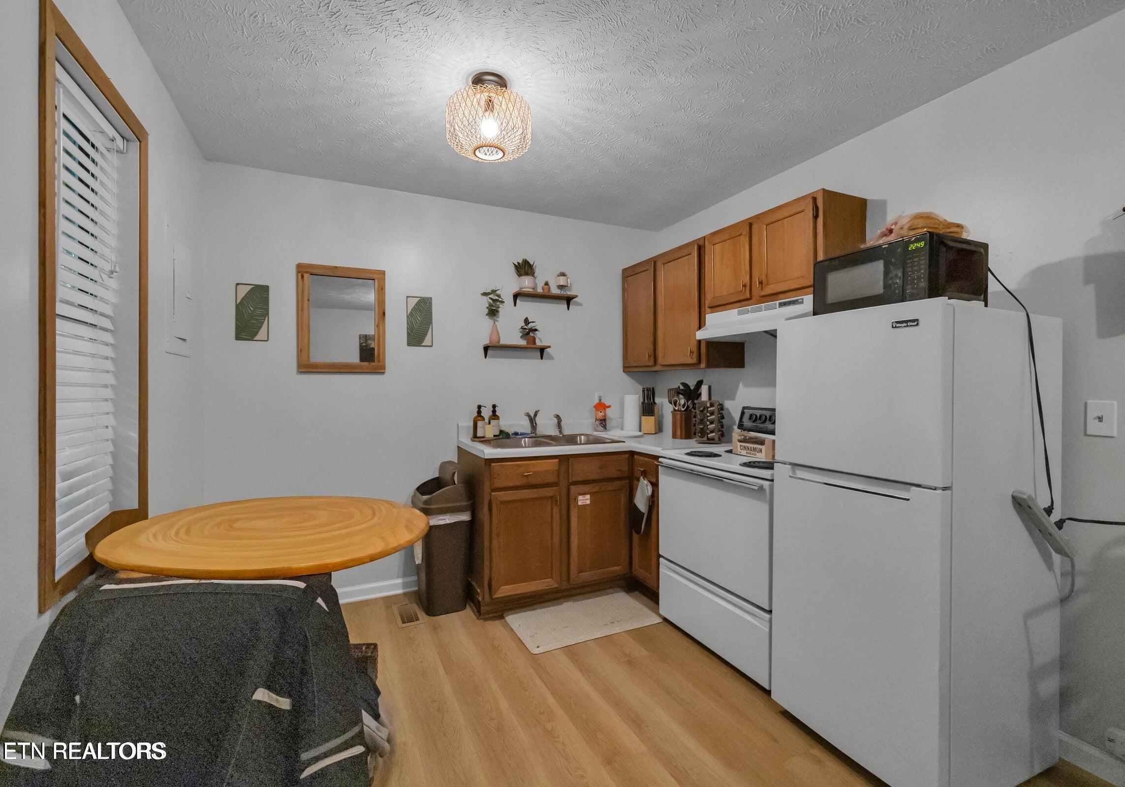 2036 Ridge Road, Unit 2 Pigeon Forge, TN 37863 - Photo 3 of 14 3