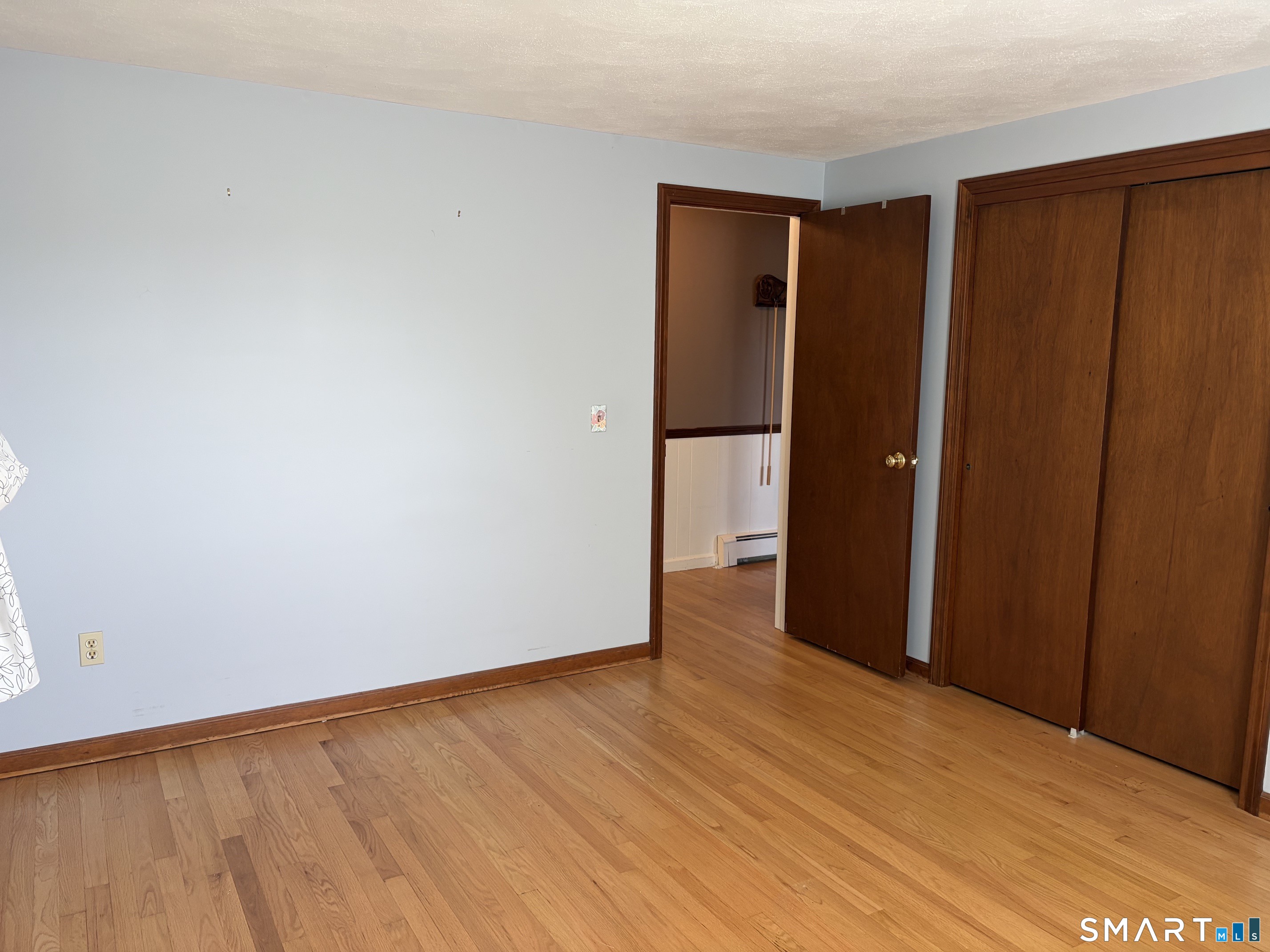 703 Laurel Grove Road Middletown, CT 06457 - Photo 8 of 18 Gallery Image 8