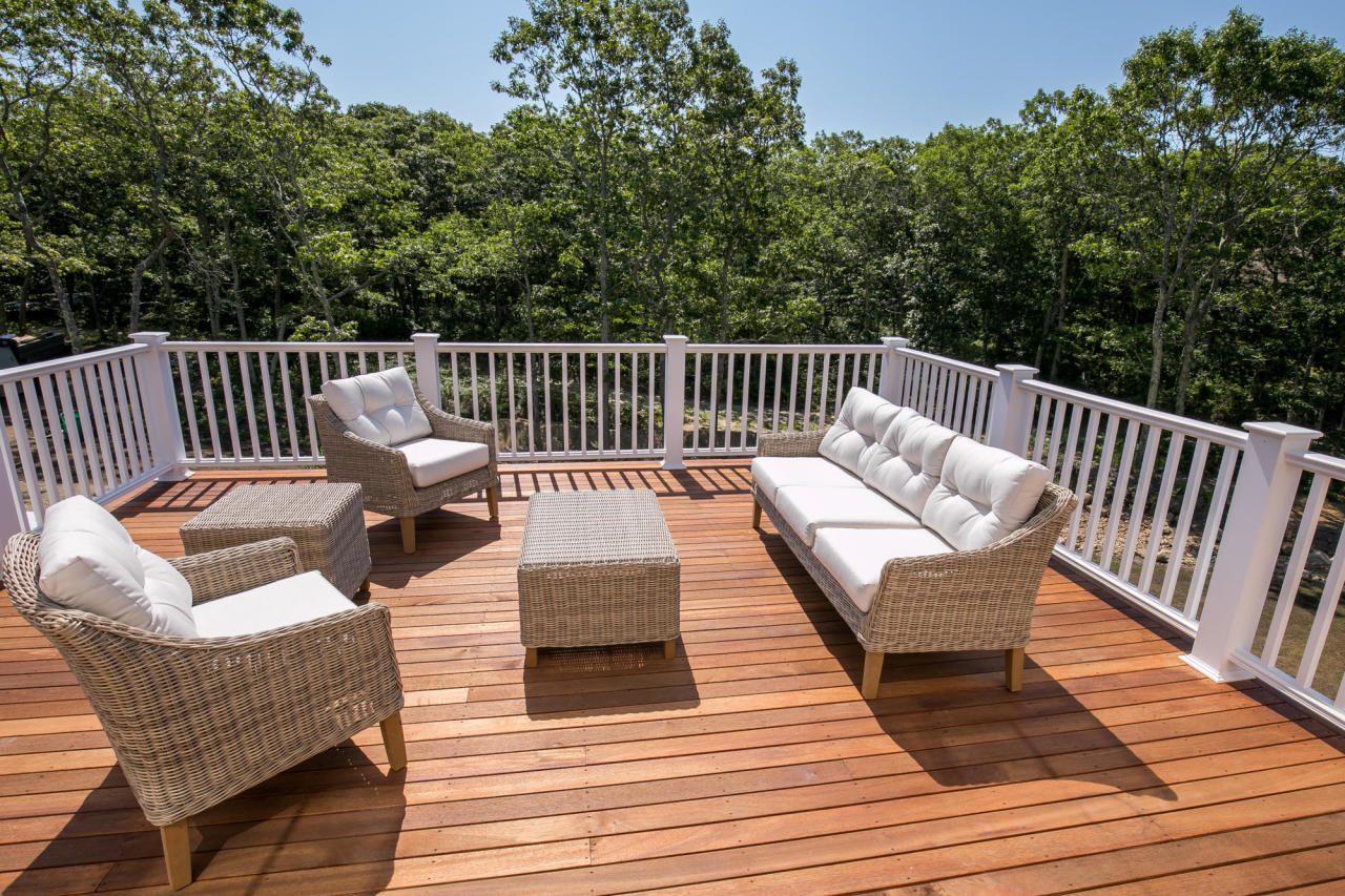 28 Fishermans Knot Road Edgartown, MA 02539 - Photo 19 of 30 a view of a patio on the roof deck