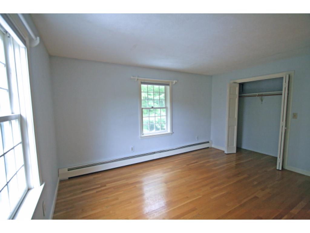 16 Cricket Corner Road Amherst, NH 03031 - Photo 21 of 36