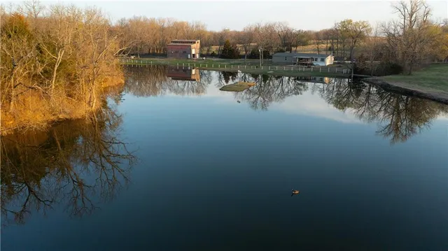 $425,000 | 5783 Union Road, McLouth, KS 66054