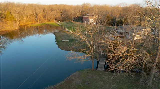 $425,000 | 5783 Union Road, McLouth, KS 66054