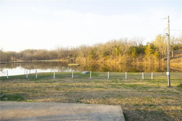 $425,000 | 5783 Union Road, McLouth, KS 66054