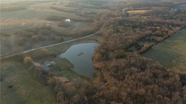 $425,000 | 5783 Union Road, McLouth, KS 66054