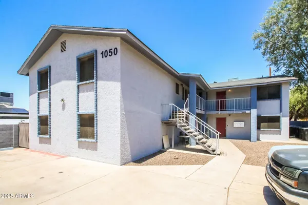 $1,036 | 1050 West University Drive, Unit 201, Mesa, AZ 85201