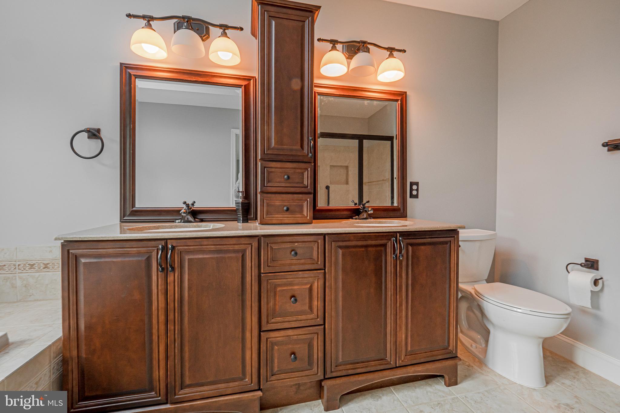 231 Fox Run Exton, PA 19341 - Photo 18 of 36 Primary Suite
