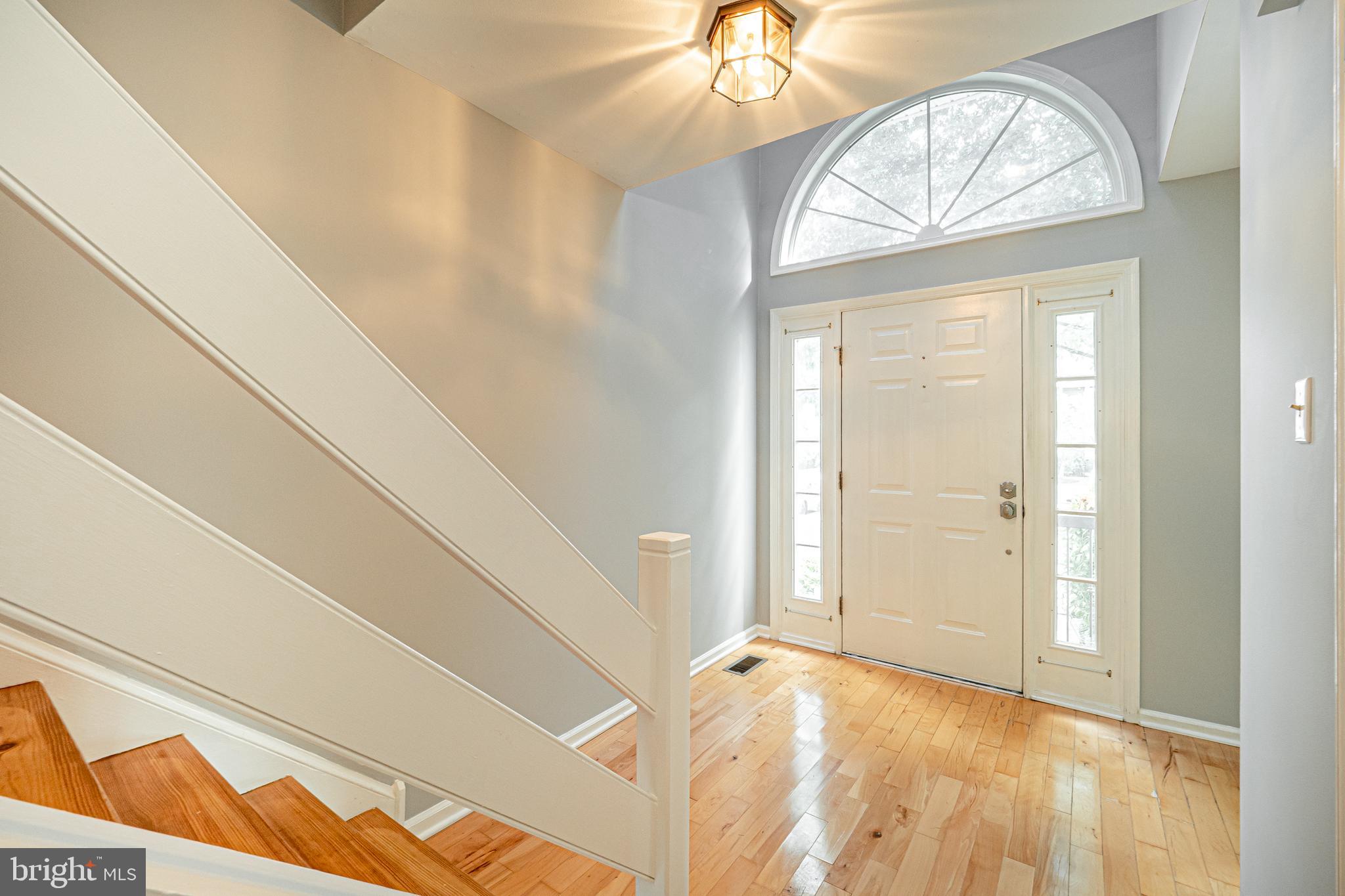 231 Fox Run Exton, PA 19341 - Photo 4 of 36