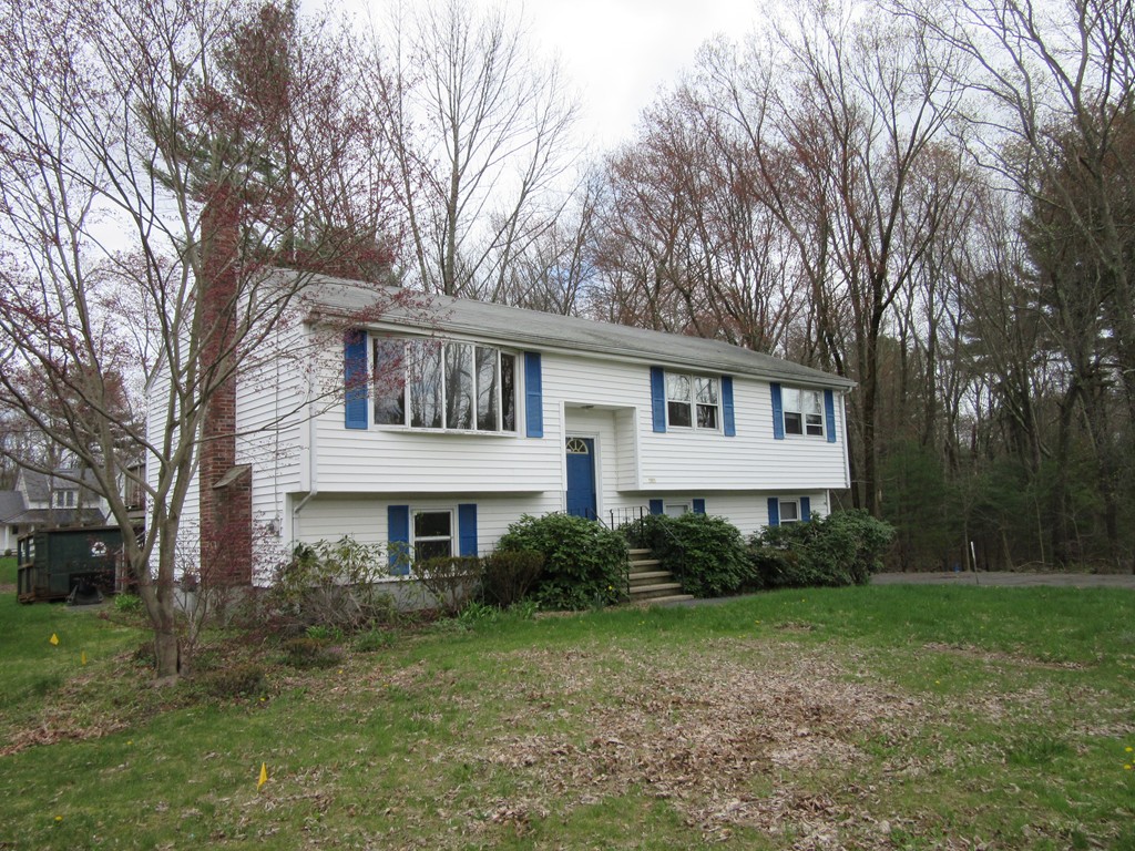 362 Bay Road Easton, MA 02356 - Photo 3 of 8 Gallery Image 3