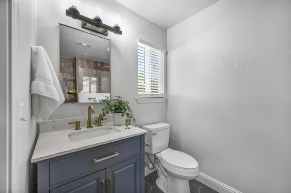 $450,000 | 1521 Stanford Avenue, Clovis, CA 93611