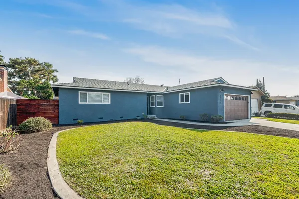 $450,000 | 1521 Stanford Avenue, Clovis, CA 93611