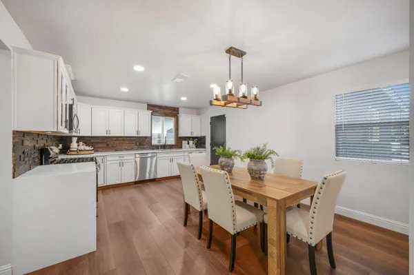 $450,000 | 1521 Stanford Avenue, Clovis, CA 93611