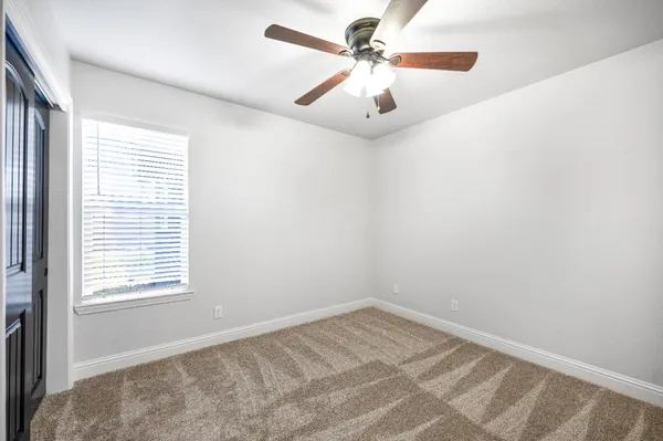 $450,000 | 1521 Stanford Avenue, Clovis, CA 93611