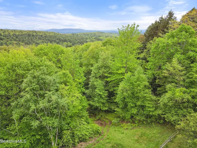 $950,000 | 29 Old Village Road, Alford, MA 01230