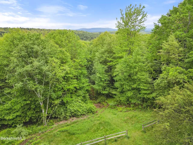 $950,000 | 29 Old Village Road, Alford, MA 01230